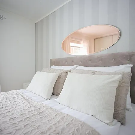 וילה Raikka - 3bdr - Sauna - Wi-fi - Private Parking *