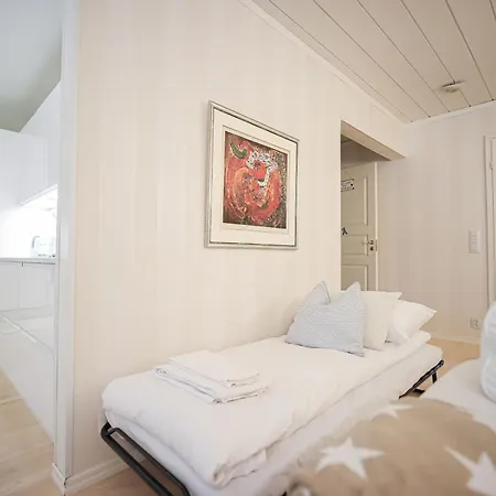 Raikka - 3bdr - Sauna - Wi-fi - Private Parking * רובניימי
