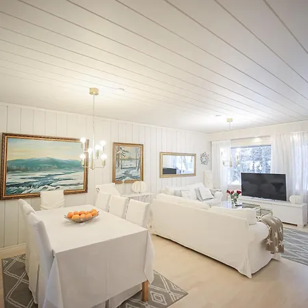 Villa Raikka - 3bdr - Sauna - Wi-fi - Private Parking