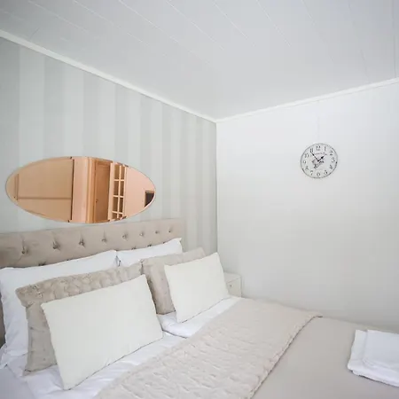 Raikka - 3bdr - Sauna - Wi-fi - Private Parking Villa