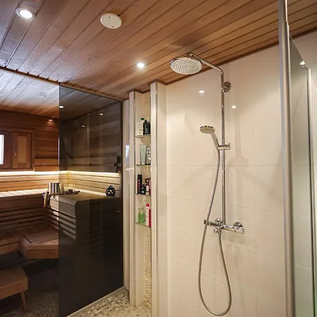 Raikka With Private Sauna By Booklapland *