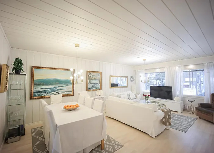 Villa Raikka - 3bdr - Sauna - Wi-fi - Private Parking